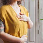 connexion à soi et au bébé prénatal yoga