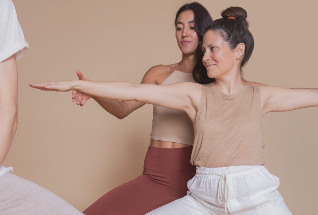 Débuter le yoga posture guerrier